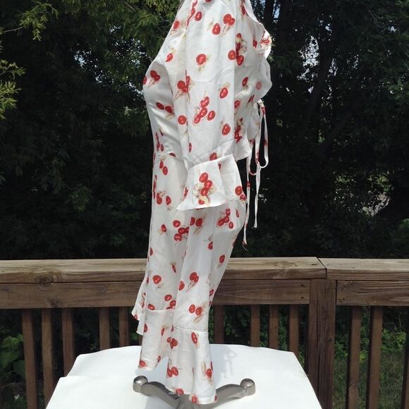 Haute Rouge White Cut Out Mini Dress Red Cherry Print Halter Size Small - Picture 4 of 7
